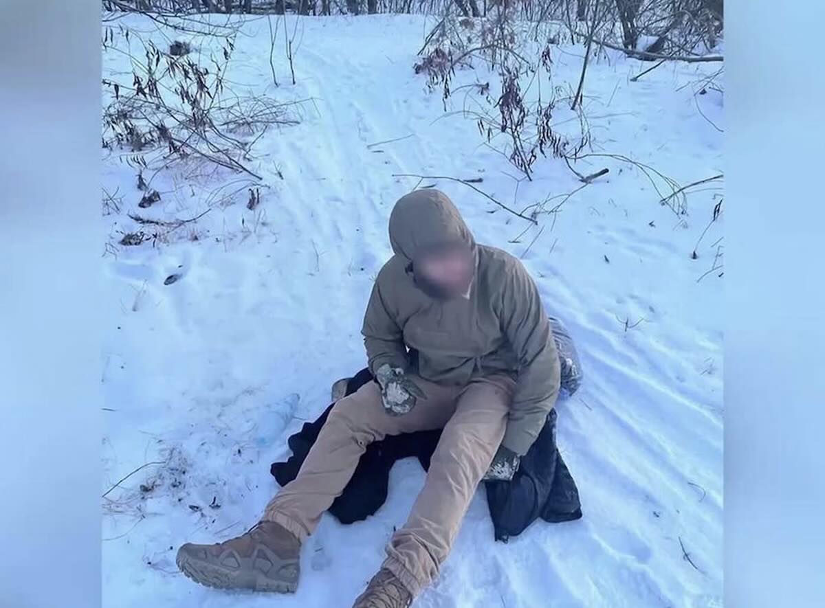 У столиці допомогли бігуну, який заблукав і переохолодився в парку