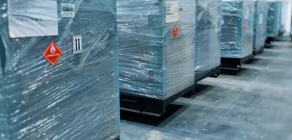 ЄС передав Києву 234 генератори для підтримки тепла і води / Фото: відкриті джерела