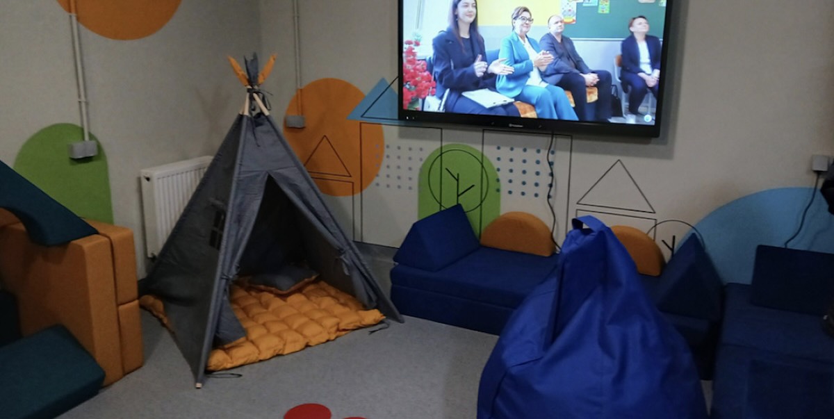 У столиці запустили кризовий центр для цивільних за участі Естонії